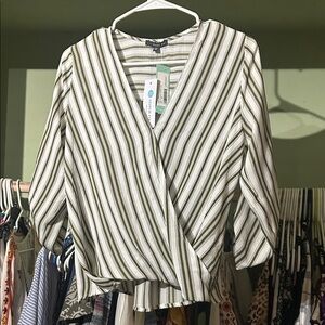 West Kei Allan splice roll tab top in olive